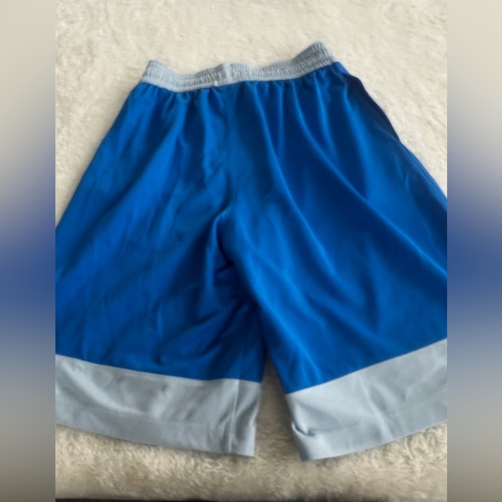 Nike Mens Sz M Blue Color block Dri-fit Crossover Basketball Shorts - Picture 7 of 16